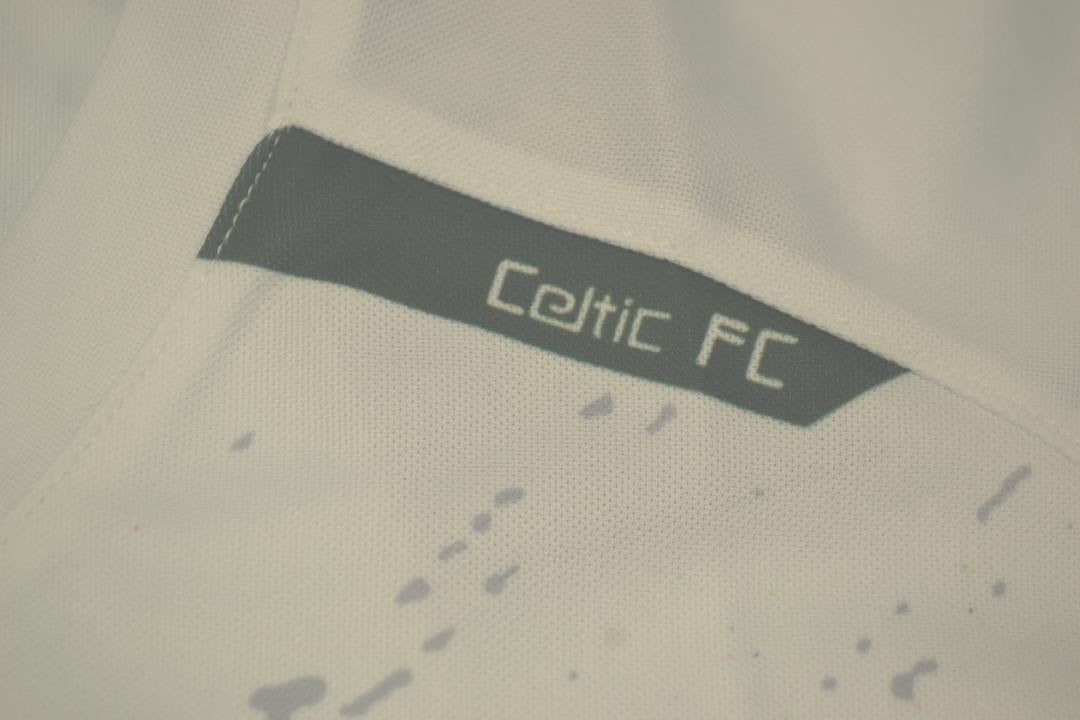 Celtic White 06/08