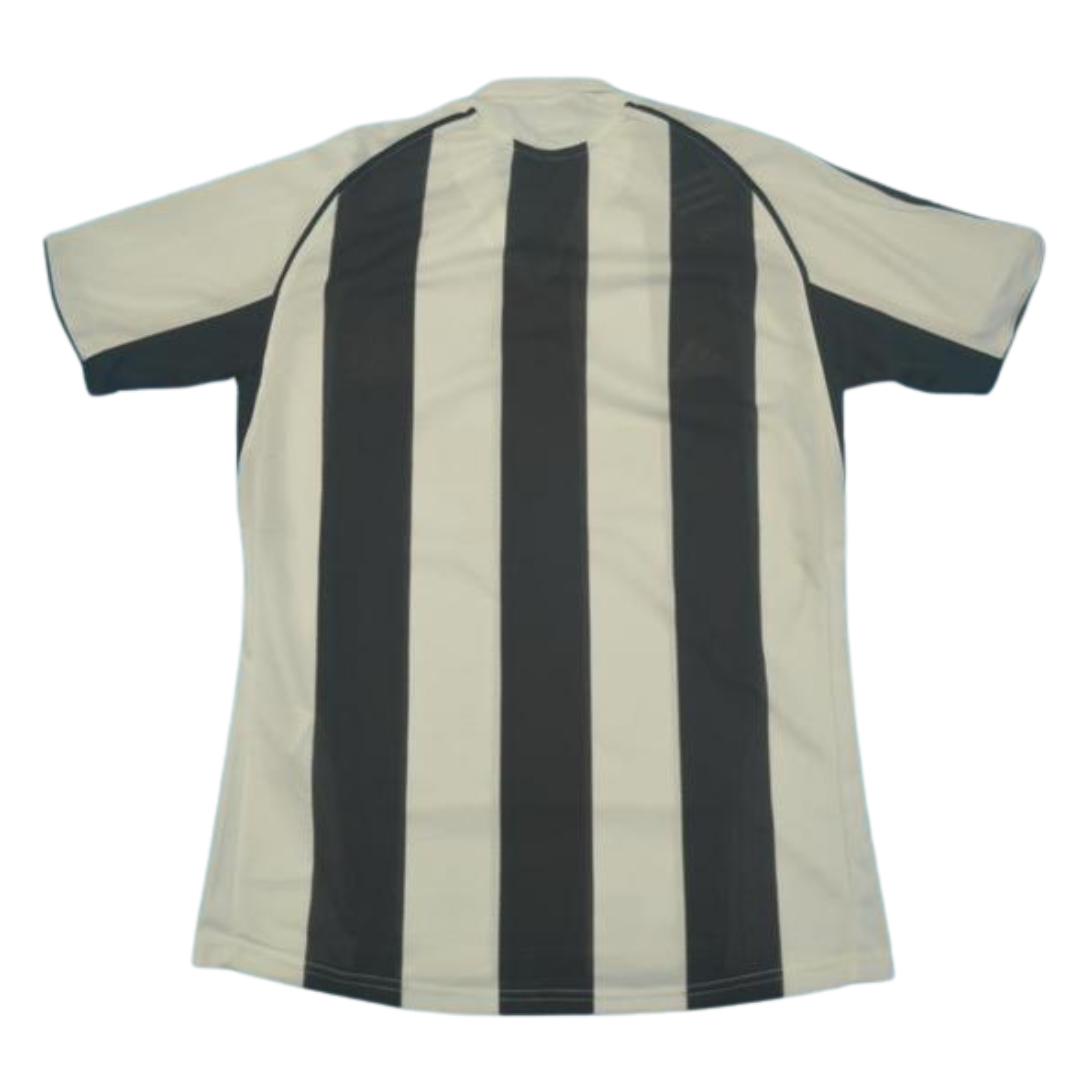 Newcastle Home 05/06