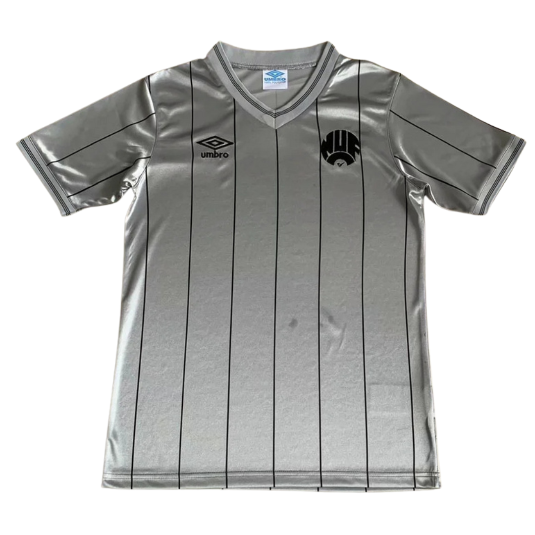 Newcastle Away Gray 1984