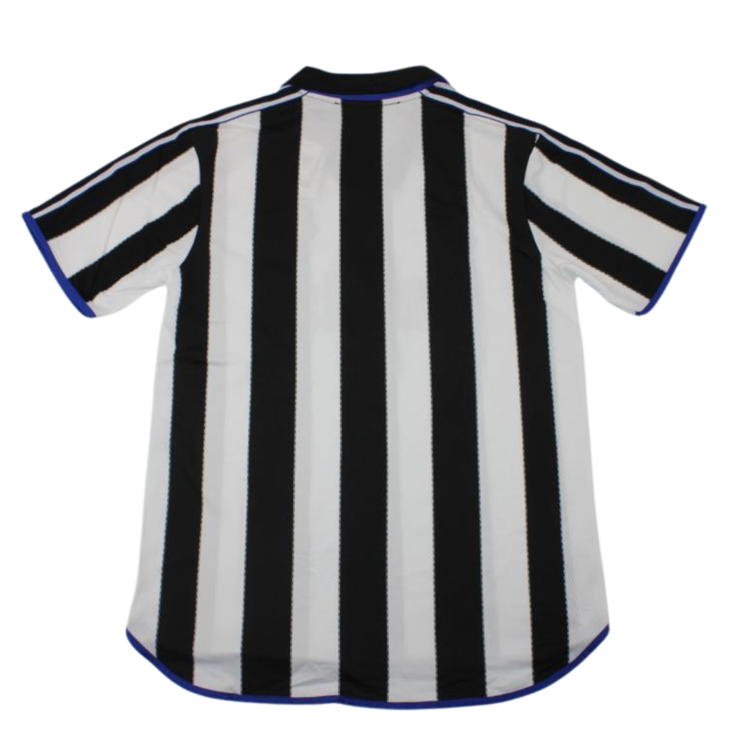 Newcastle Home 00/01