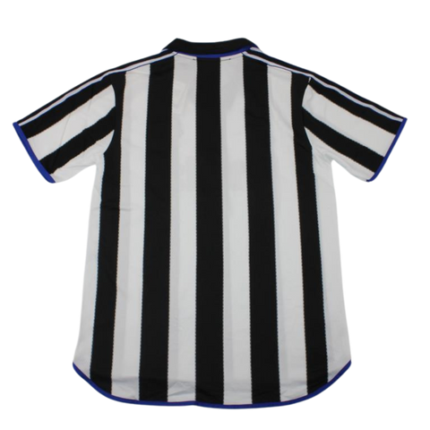 Newcastle Home 00/01