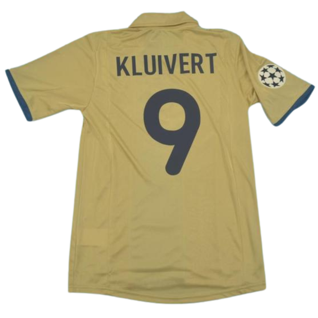 Barcelona Away 01/02 "Kluivert" Nº 9