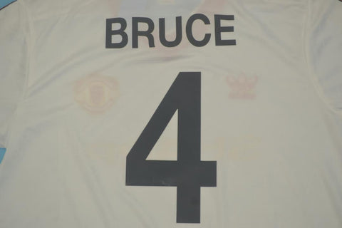 Manchester United Away White 86/88 "Bruce" Nº 4