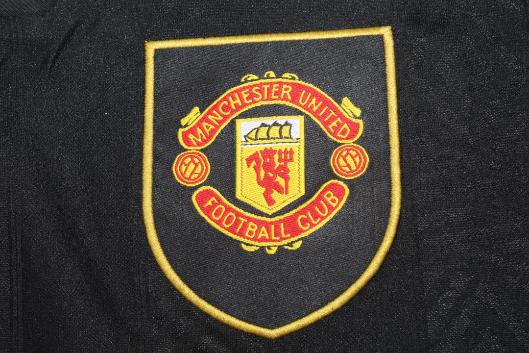 Manchester United Black Away Long Sleeve 93/95 "Cantona" Nº7