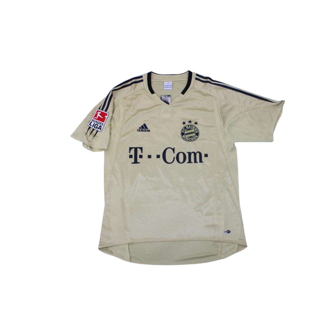 Bayern Away 04/05