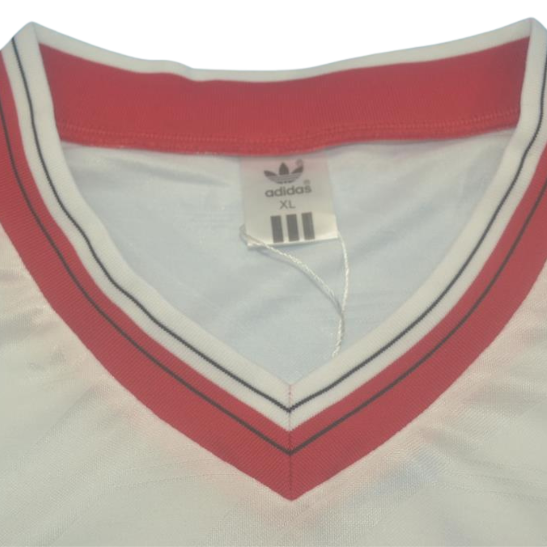 Manchester United Away White 86/88 "Bruce" Nº 4