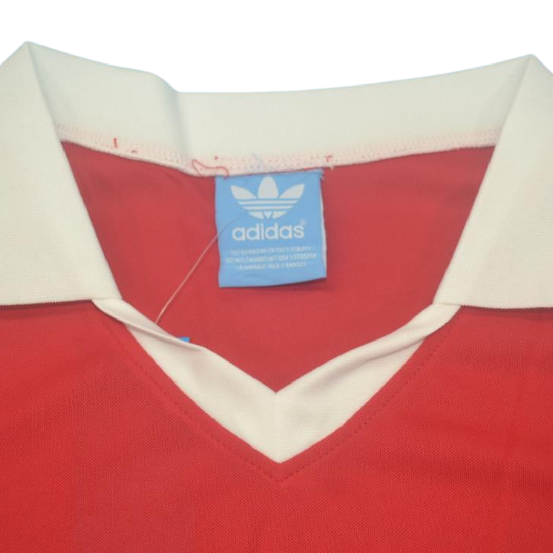 Manchester United Home 80/82 Nº 6