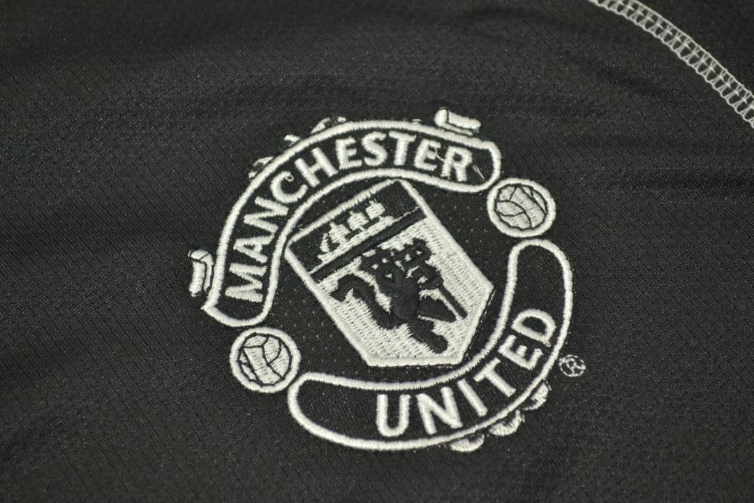 Manchester United GK Black 00/02