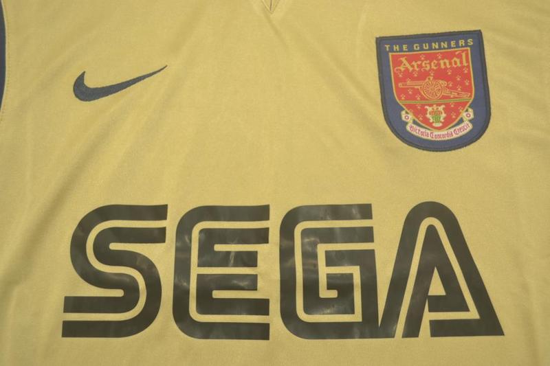 Arsenal Away 01/02