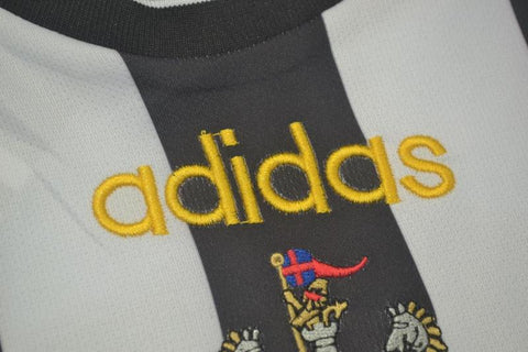 Newcastle Home 97/99 "Asprilla" Nº 11