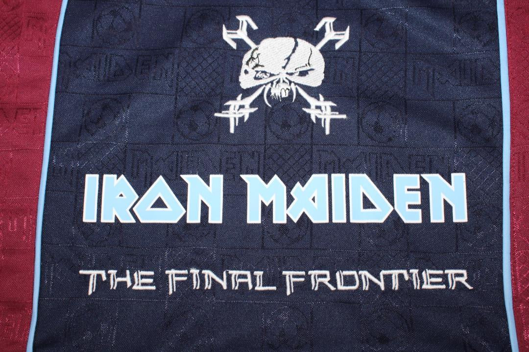 Iron Maiden Away 2011 Nº 11