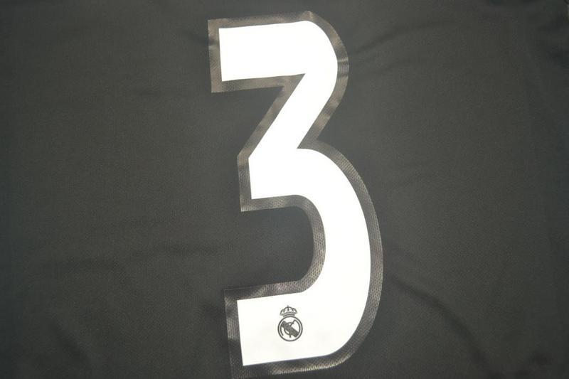 Real Madrid Away 04/05 "R. Carlos" Nº 3