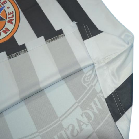 Newcastle Home 97/99 "Asprilla" Nº 11