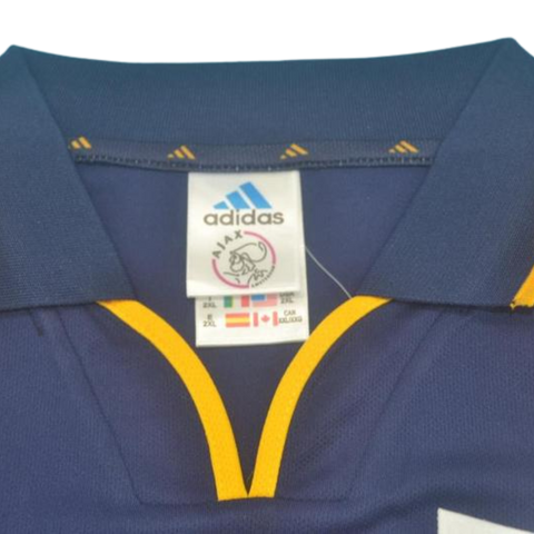 Ajax Away 00/01