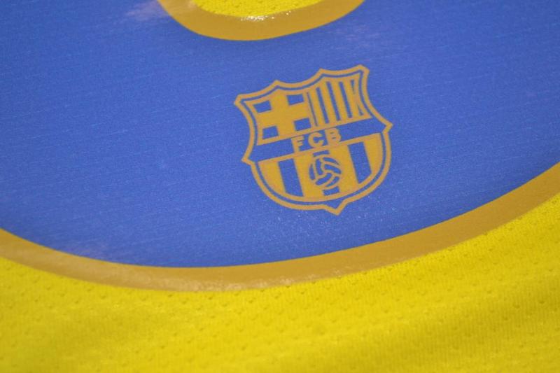 Barcelona Away Yellow 08/09 "Iniesta" Nº 8