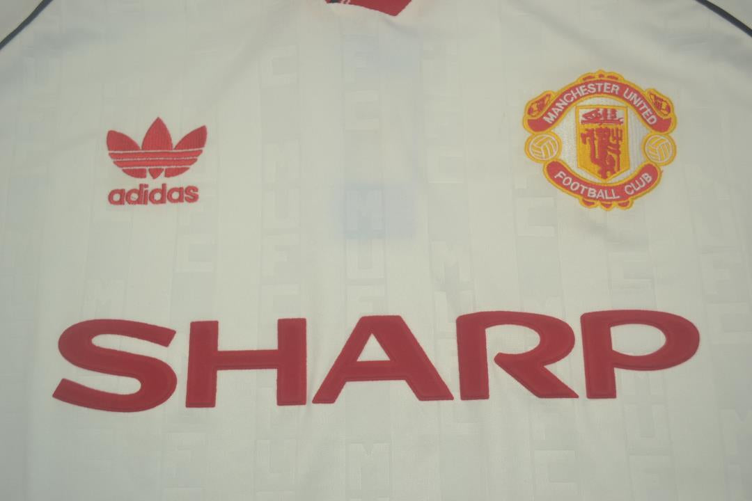 Manchester United Away White 88/90 "Robson" Nº 7