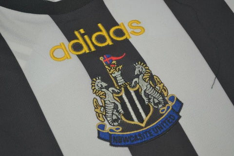 Newcastle Home 97/99 "Asprilla" Nº 11