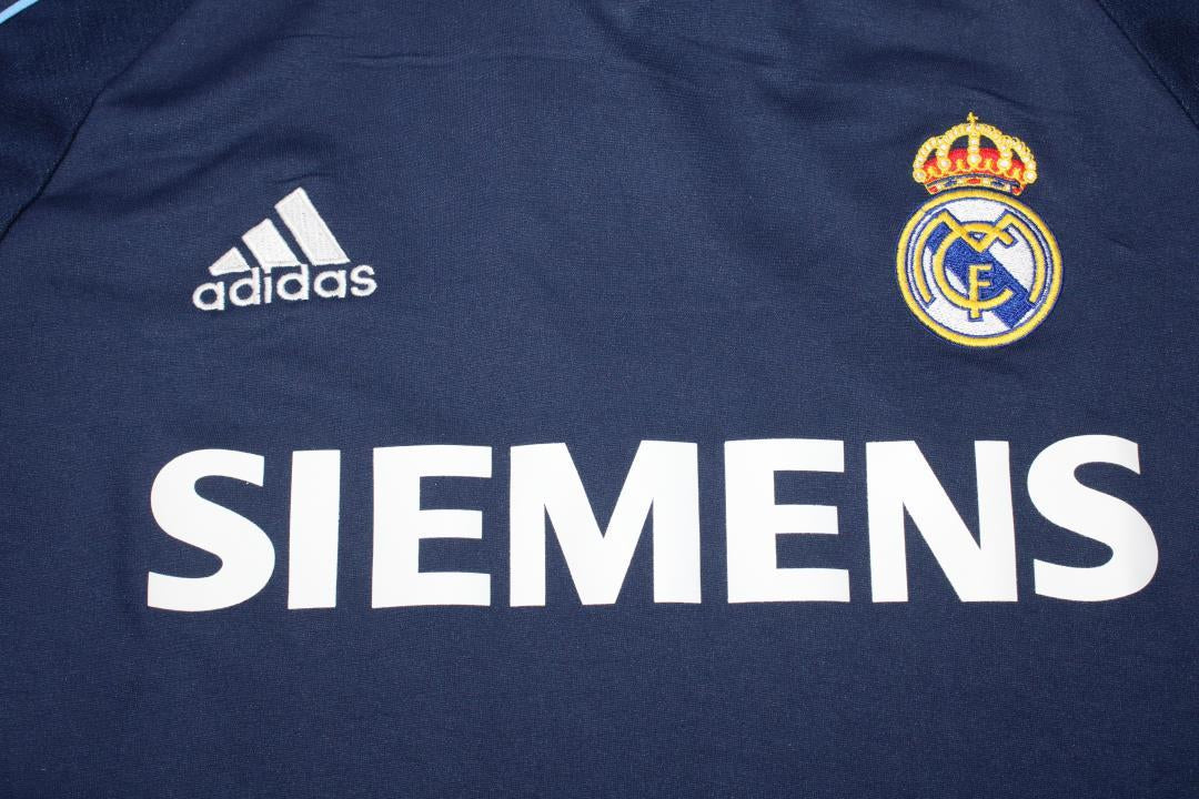 Real Madrid Away 05/06 "R. Carlos" Nº 3