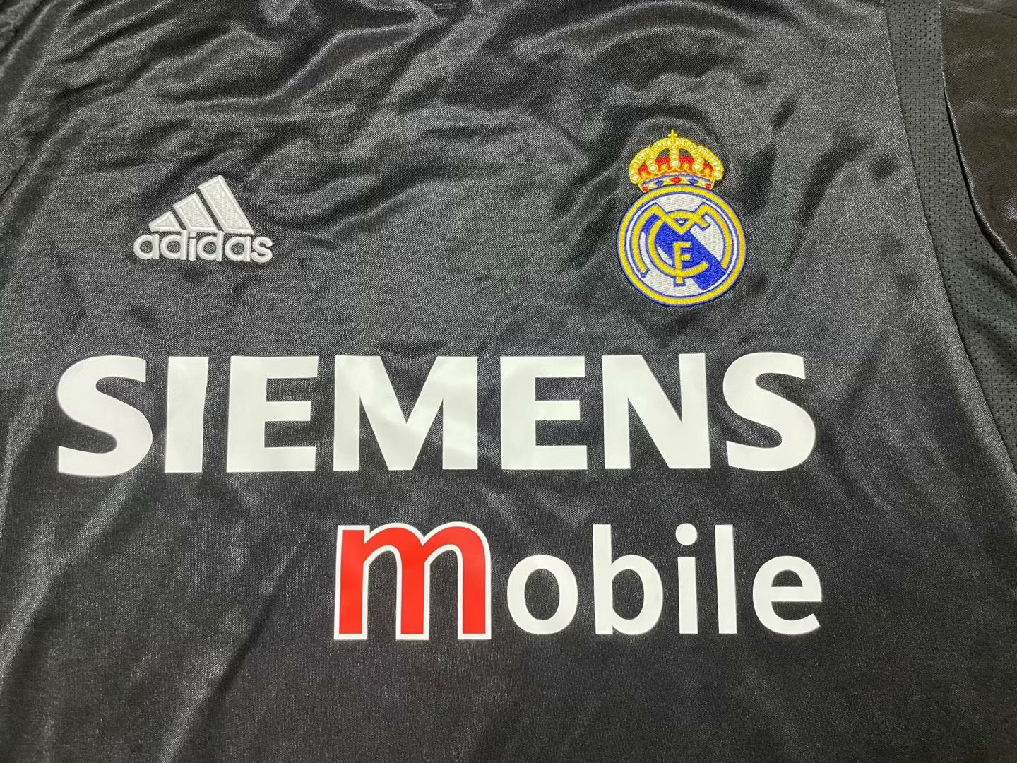 Real Madrid Away Black 04/05