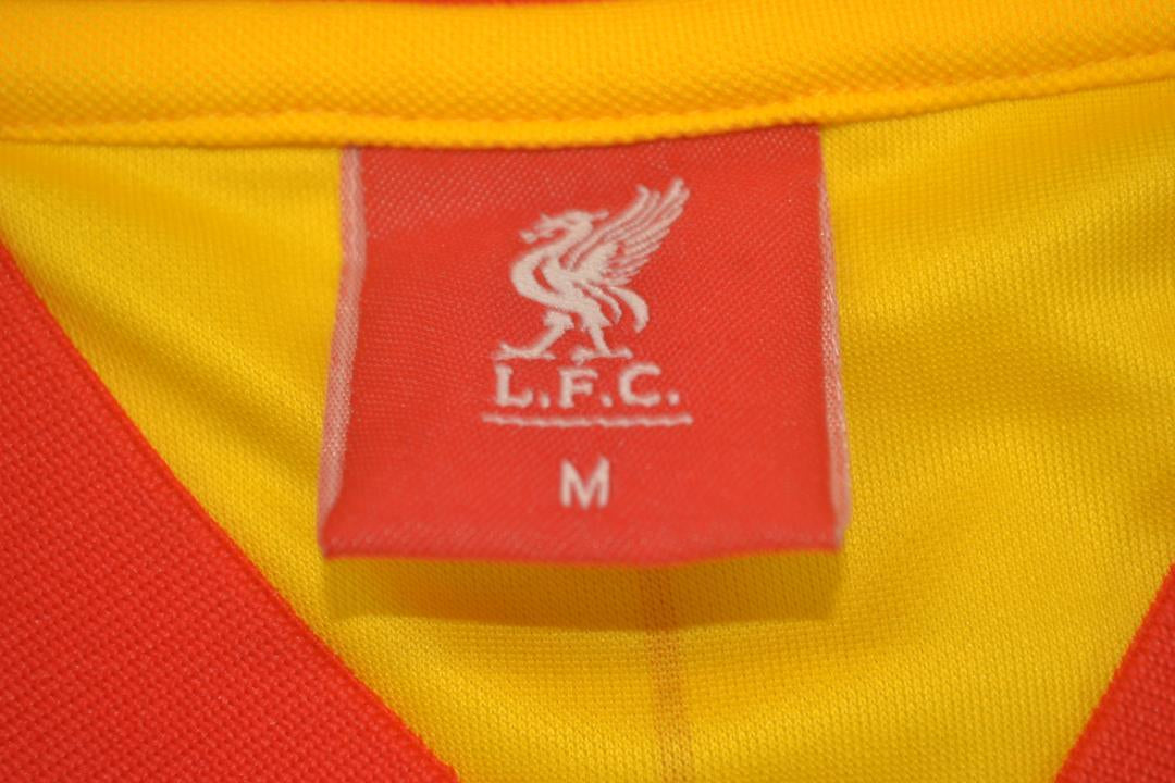 Liverpool Away 83/84 Nº 11